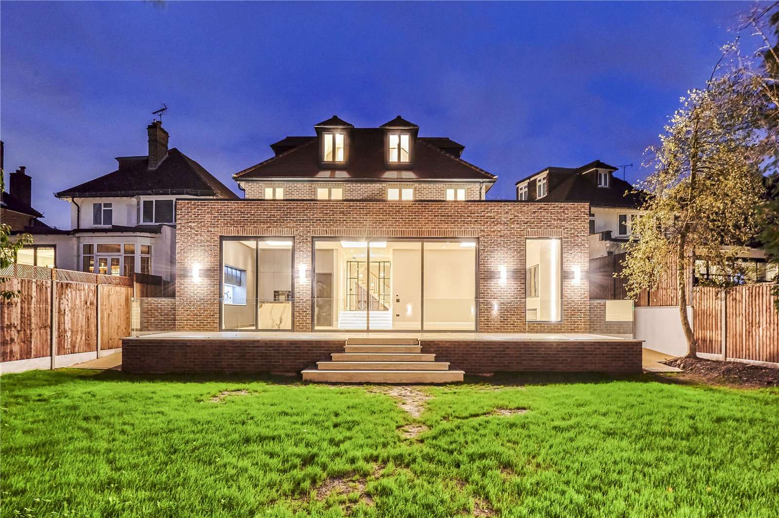 Orchard Rise, Richmond, Surrey, TW10 5BX Biens à vendre Savills