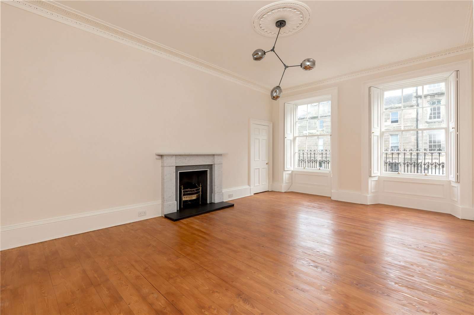 Dundonald Street, Edinburgh, Midlothian, EH3 6RZ Property to rent