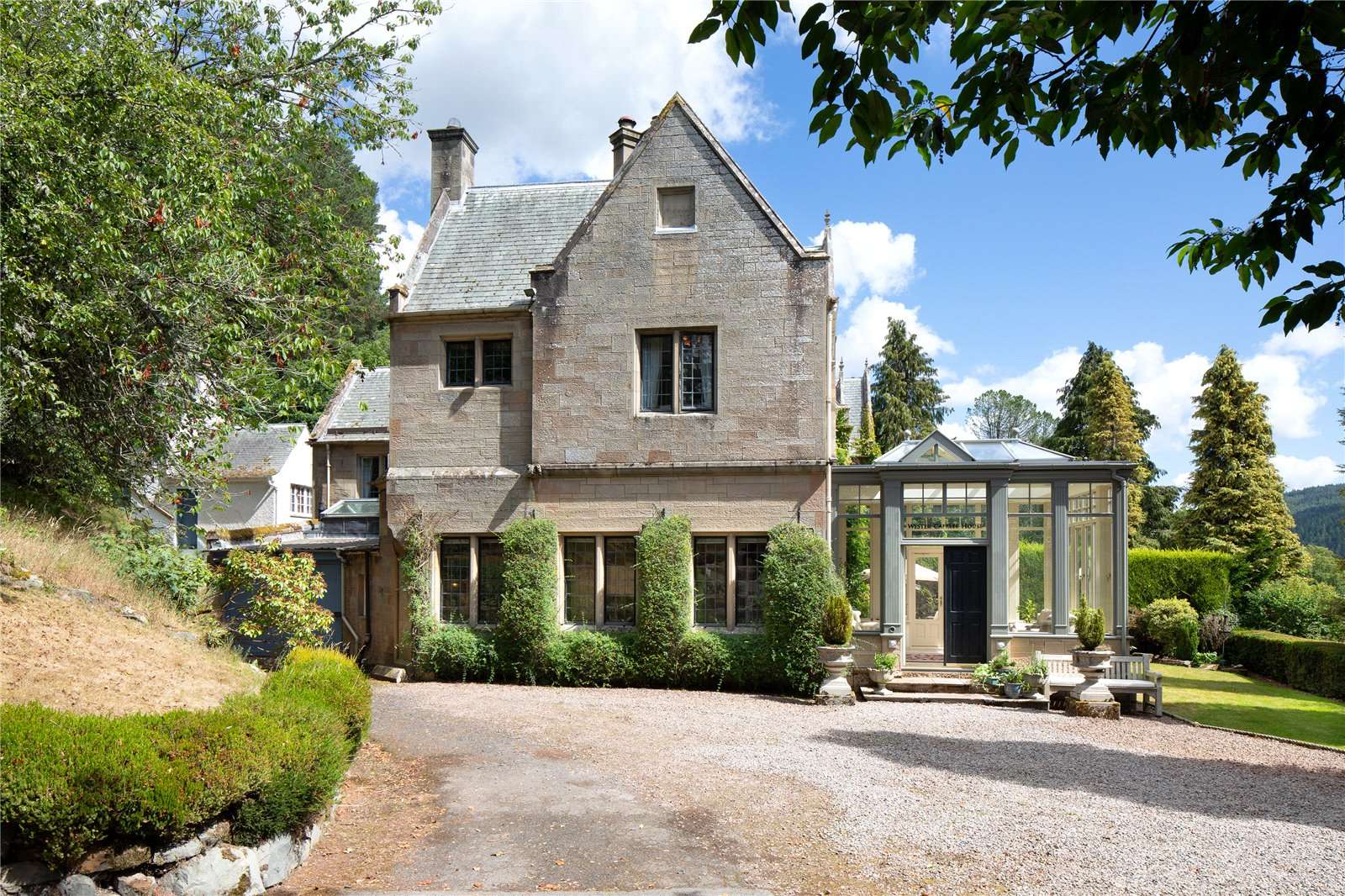 Wester Caerlee House, Caerlee Estate, Peebles Road, Innerleithen, EH44