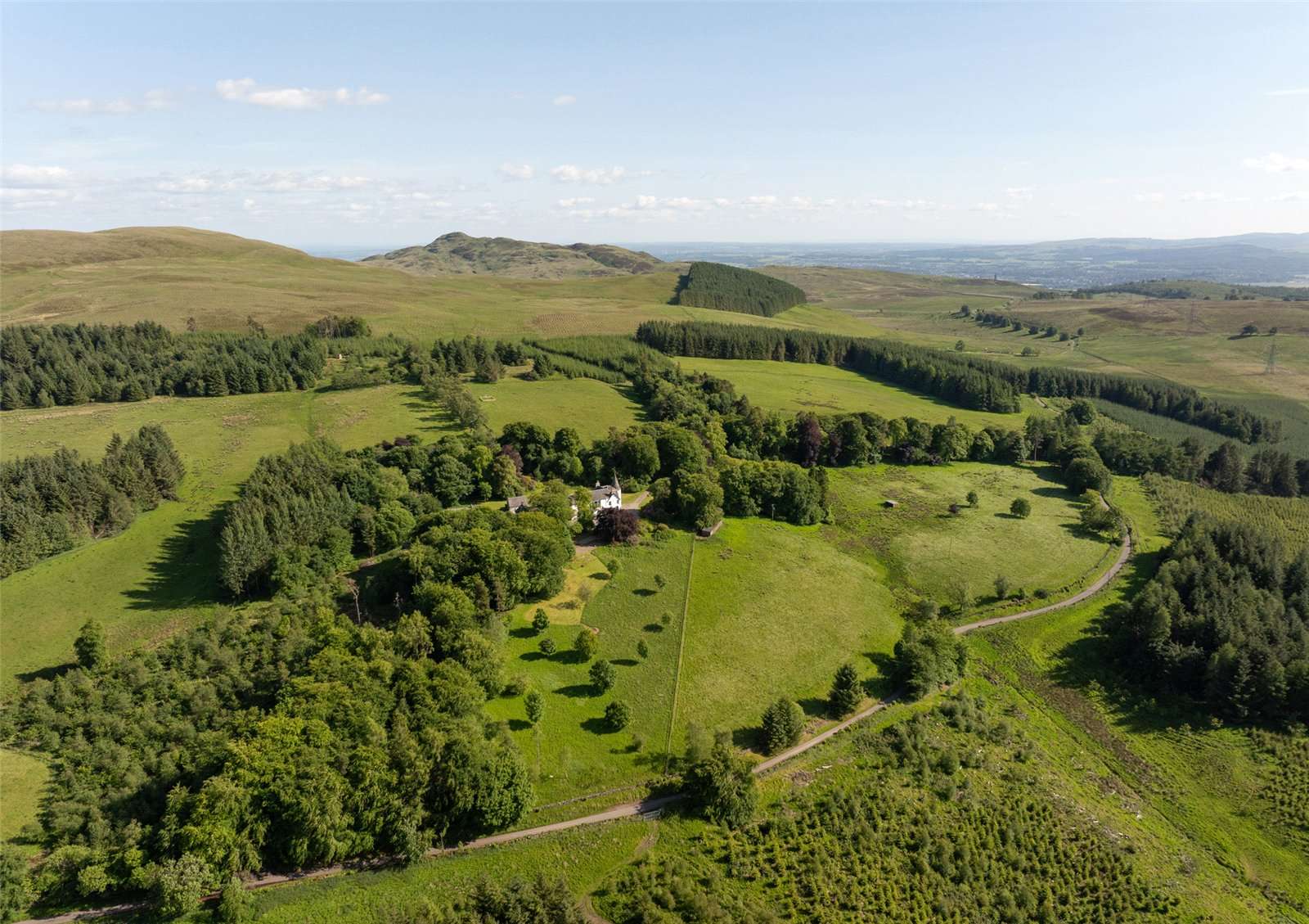 Cauldhame: The Heart of Scottish Countryside Serenity 2