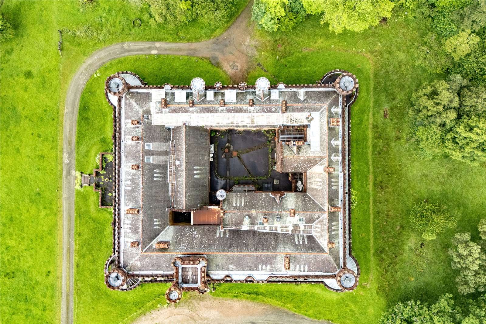 Castle / Chateaux for Sale in Isle of Rum, UK - 3