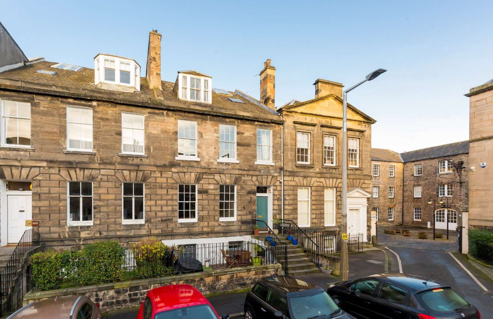 Smiths Place, Edinburgh, EH6 8NT Bất động sản để bán Savills