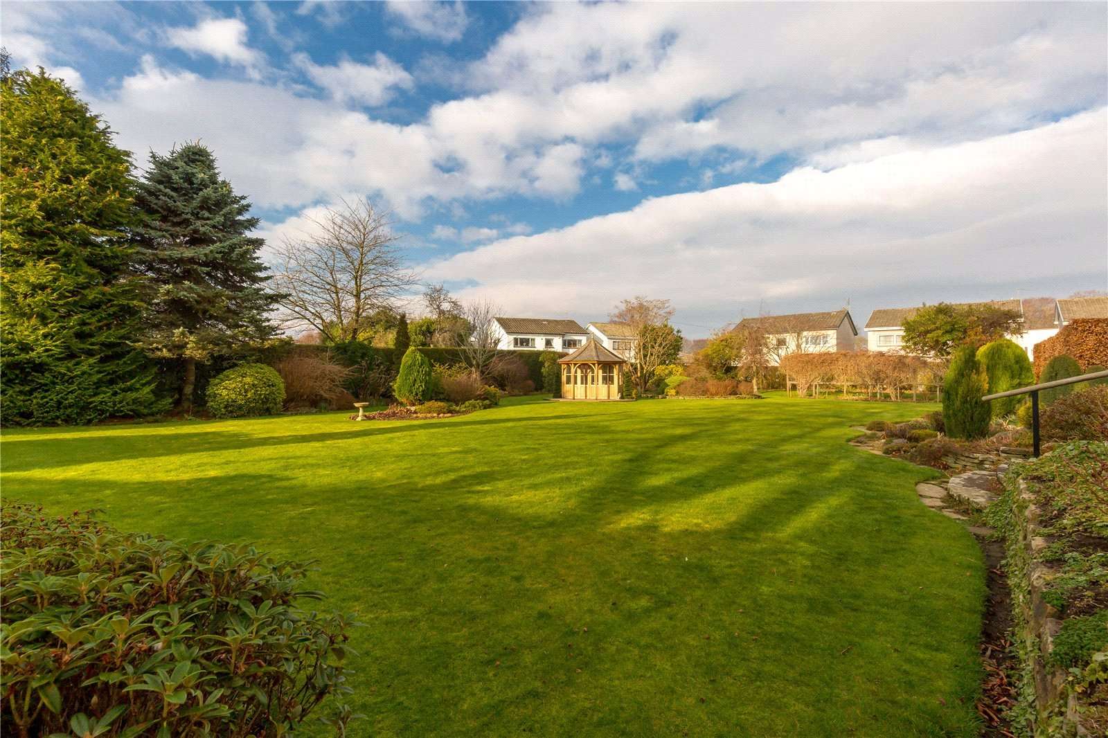 Cammo Road, Barnton, Edinburgh, EH4 8EB Bất động sản để bán Savills