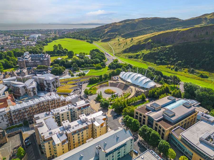 89 Holyrood Road, Edinburgh, Midlothian, EH8 8BA Property for sale