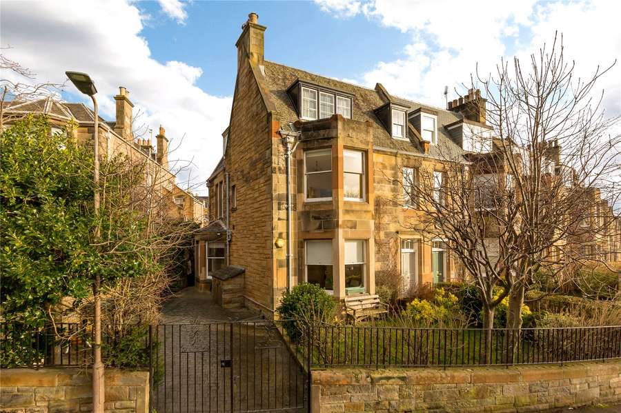 Murrayfield Gardens, Murrayfield, Edinburgh, EH12 6DF Property for
