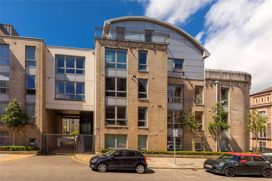 Gardner's Crescent, Edinburgh, Midlothian, EH3 8DG Property for sale