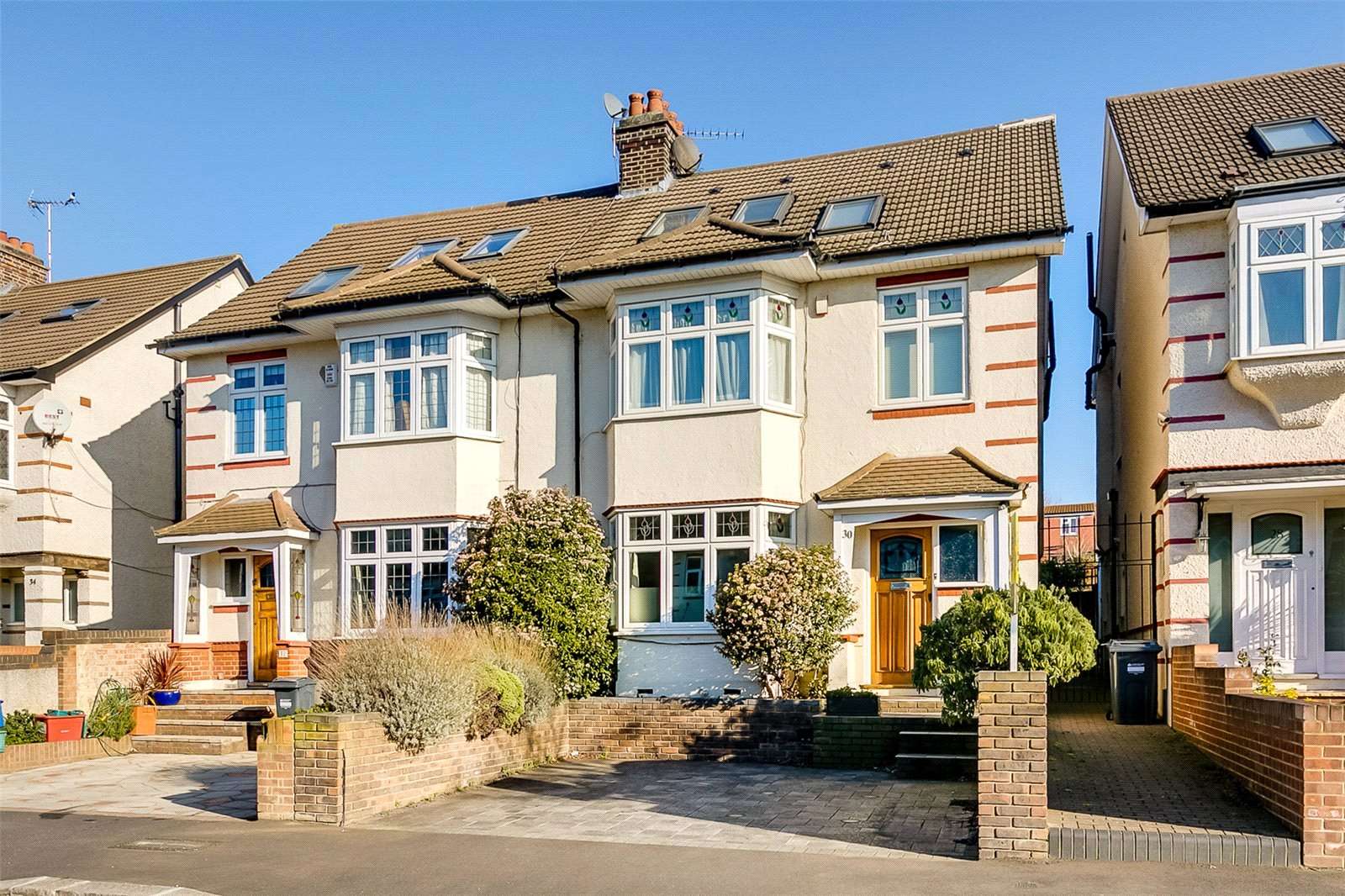 Boston Gardens, Brentford, Middlesex, TW8 9LW Bất động sản cho thuê Savills