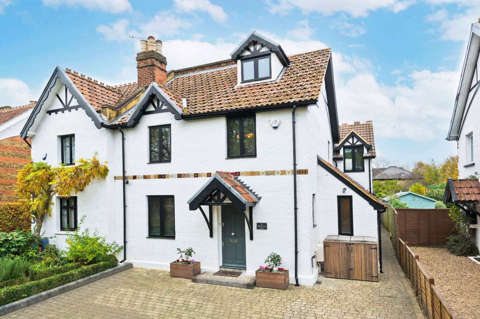 Gladstone Place, Summer Road, East Molesey, Surrey, KT8 9LZ Property