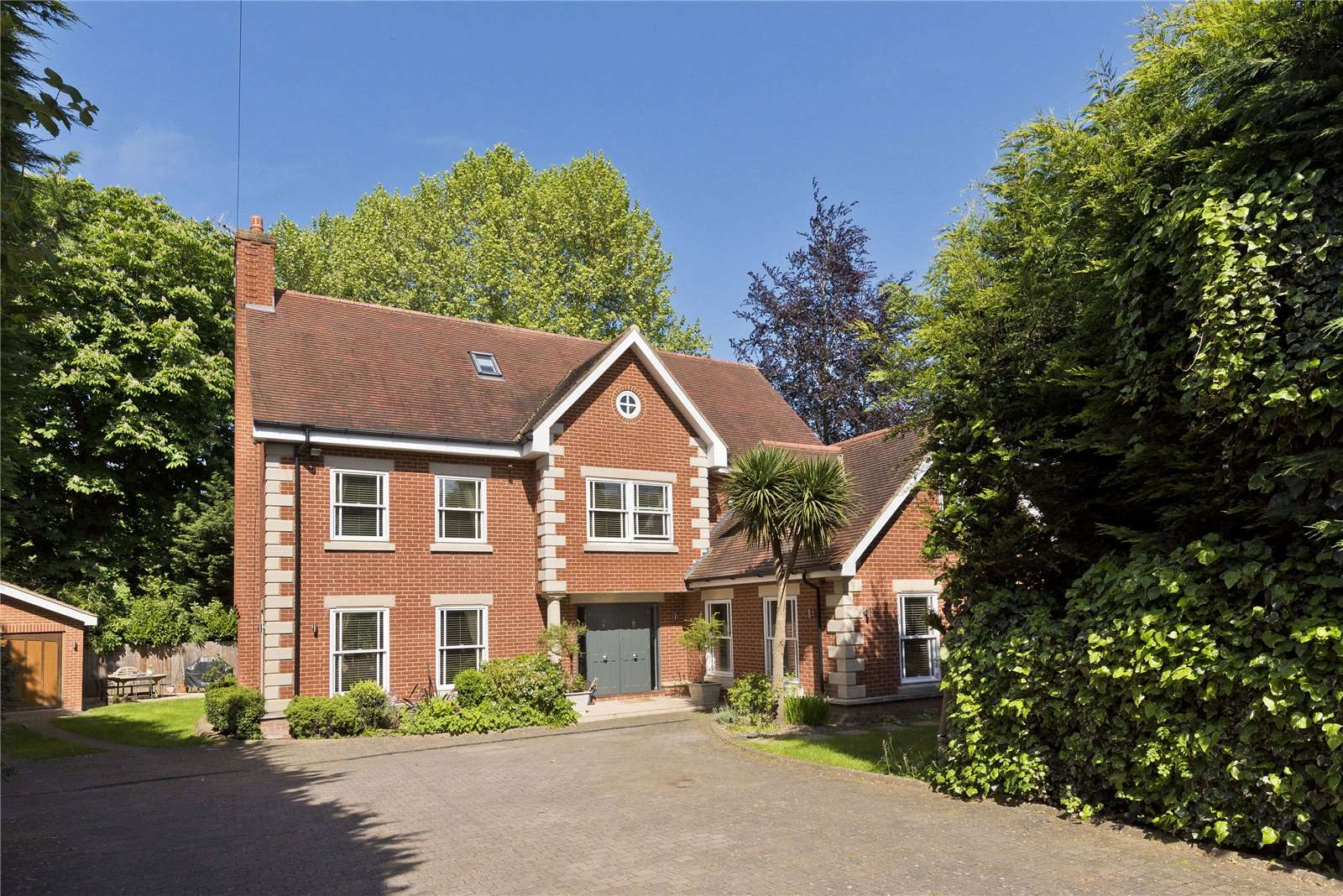 Portsmouth Road, Esher, Surrey, KT10 9LR Property for sale Savills