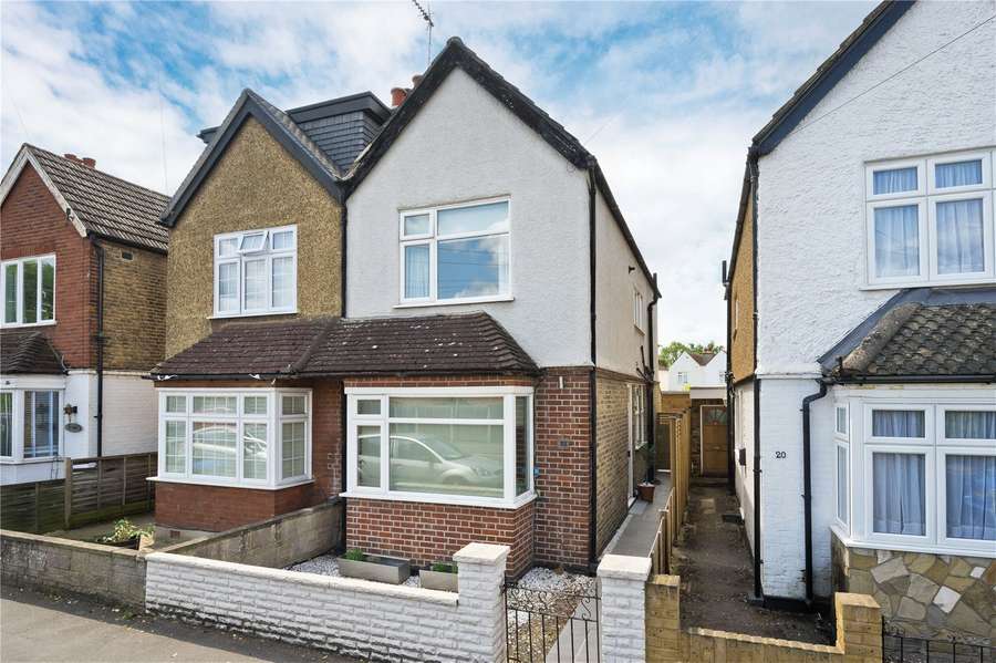 Ditton Hill Road, Long Ditton, Surbiton, Surrey, KT6 5JD Property for