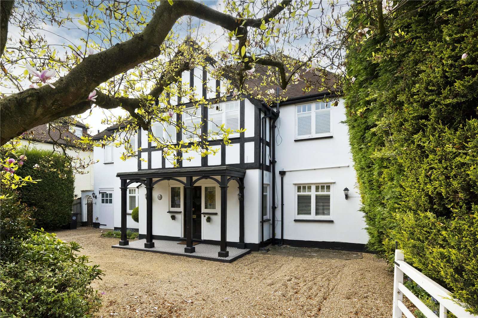 Ember Lane, East Molesey, Surrey, KT8 0BU Property for sale Savills