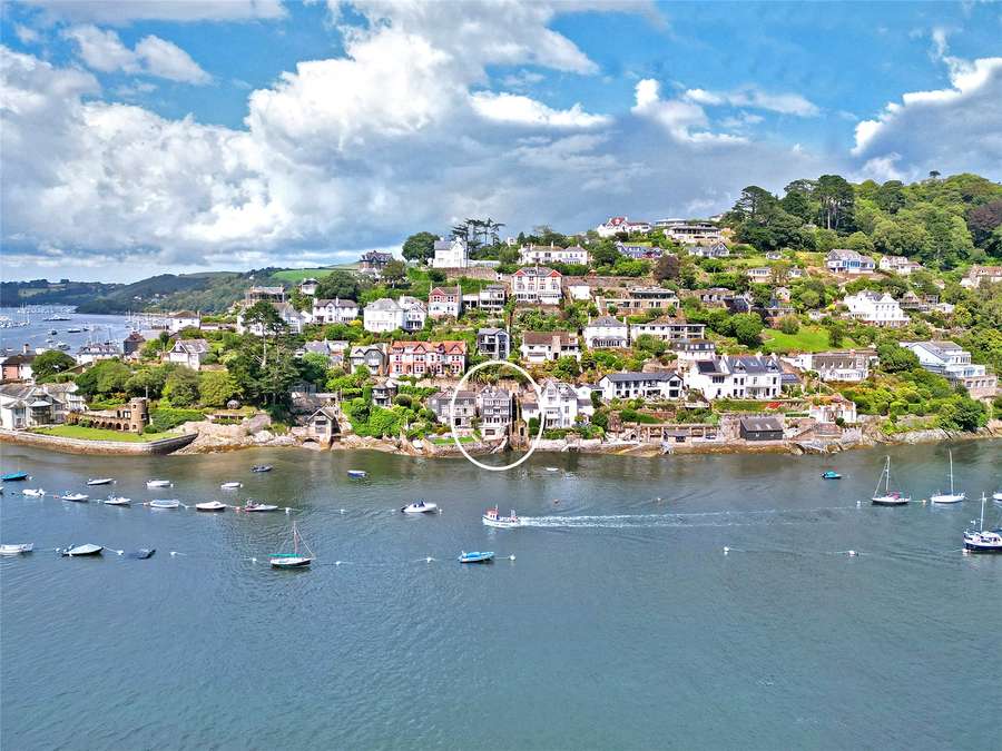 Beacon Road, Kingswear, Dartmouth, Devon, TQ6 0BS Property for sale