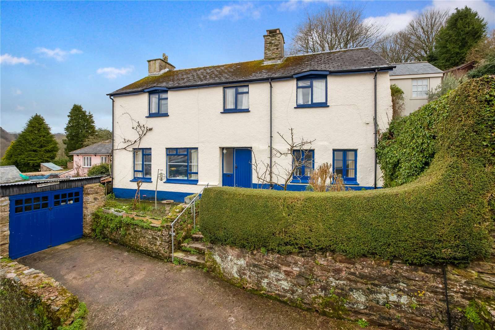 Savills Manor Street, Dittisham, Dartmouth, Devon, TQ6 0EX Vlastnictví na prodej
