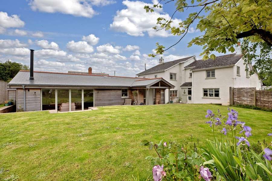 Latchmoor Green, Thorverton, Exeter, Devon, EX5 5LY Property for sale