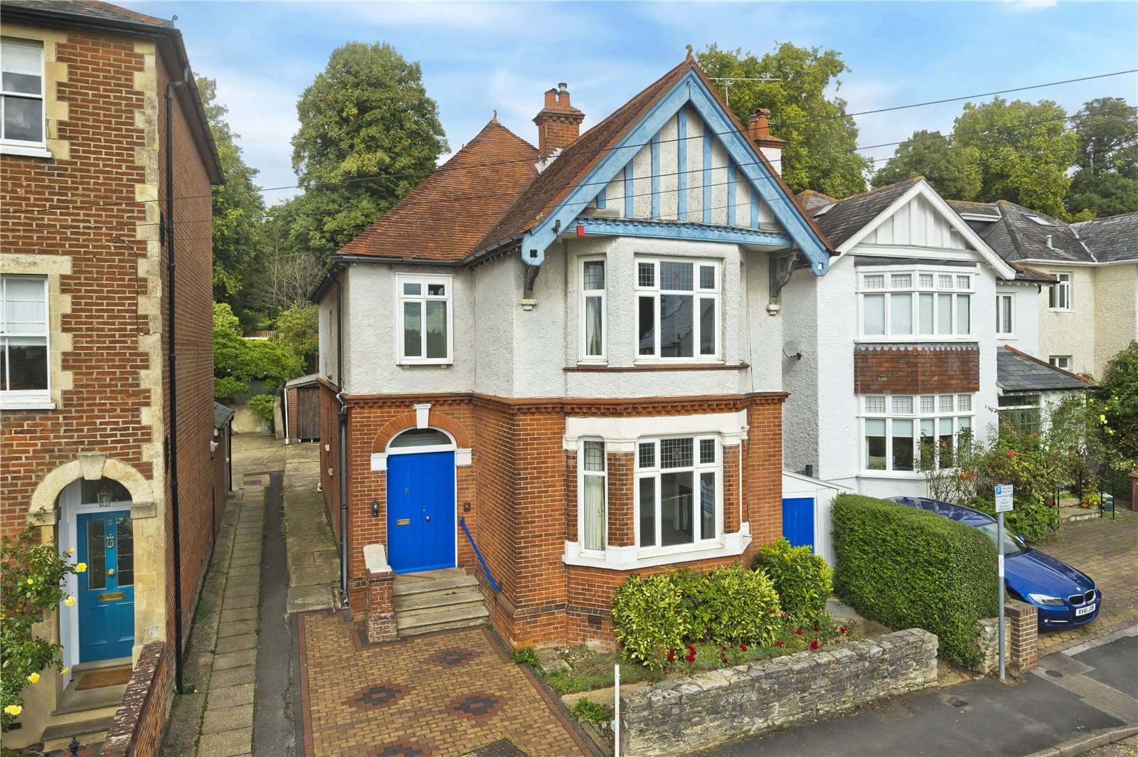 High Park Road, Farnham, Surrey, GU9 7JJ Property to rent Savills