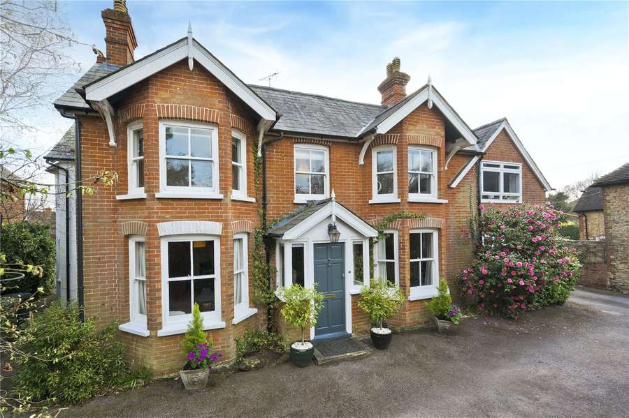 Crabtree Lane, Headley, Hampshire, GU35 8QB Property for sale Savills