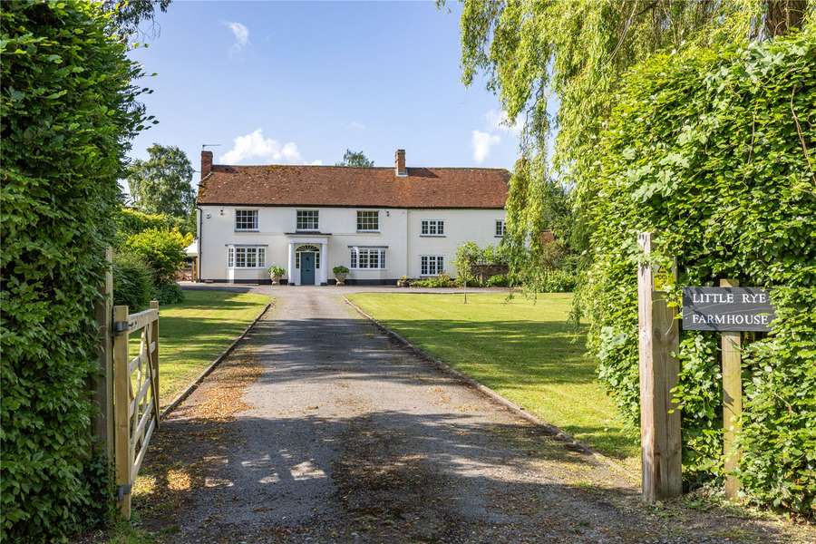 Rye Common, Odiham, Hook, Hampshire, RG29 1HU Property for sale Savills