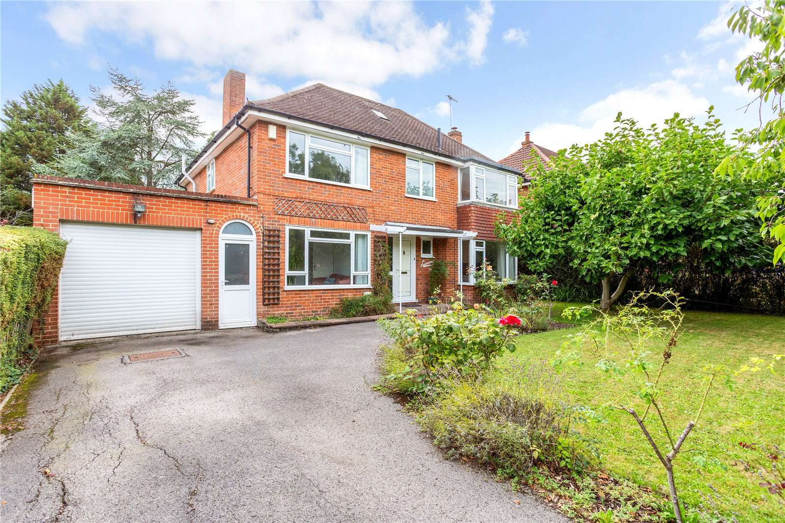 Carlton Road, Redhill, RH1 2BY Propriedade para venda Savills