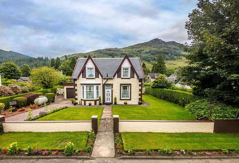 Savills Glenside, Lochgoilhead, Cairndow, Argyll, PA24 8AA