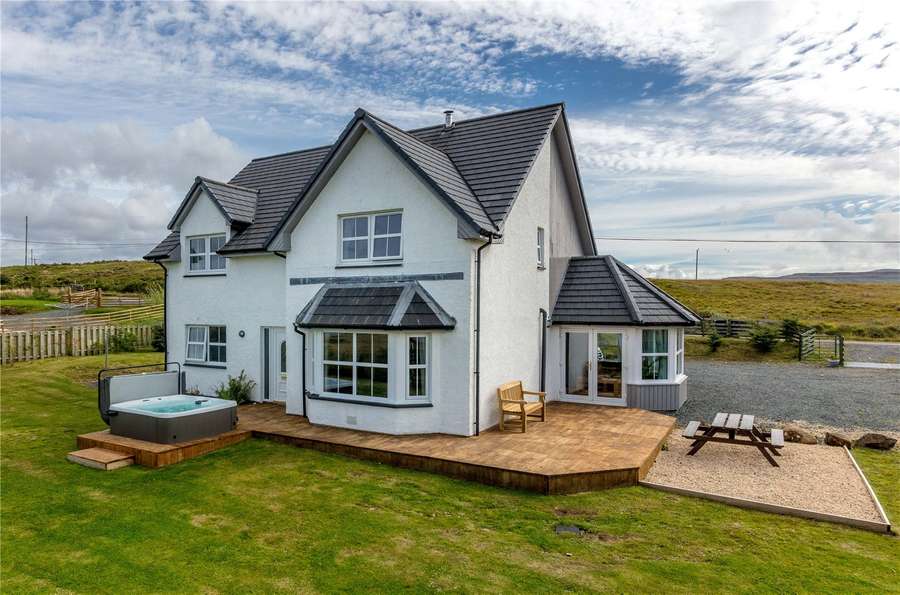 Savills Bayview Bunessan Isle Of Mull Pa67 6dh Properties