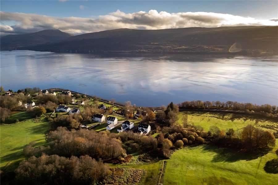 Montrose House, The Avenue, Inveraray, Argyll, PA32 8YX Property for