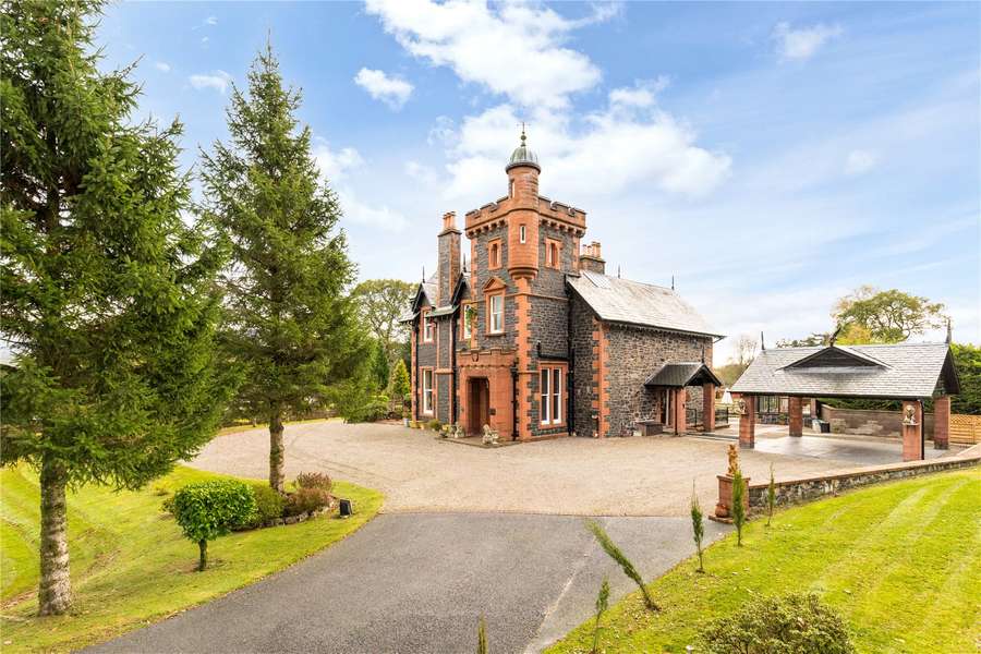Langshawbush House, Beattock Road, Moffat, Dumfriesshire, DG10 9SD