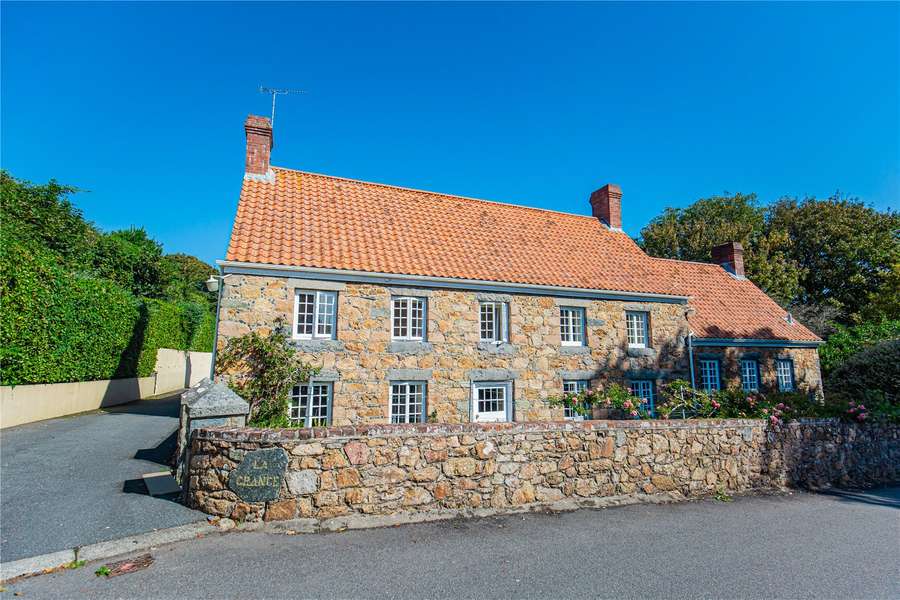 Savills La Grange Le Varclin St Martin Gy4 6al Properties
