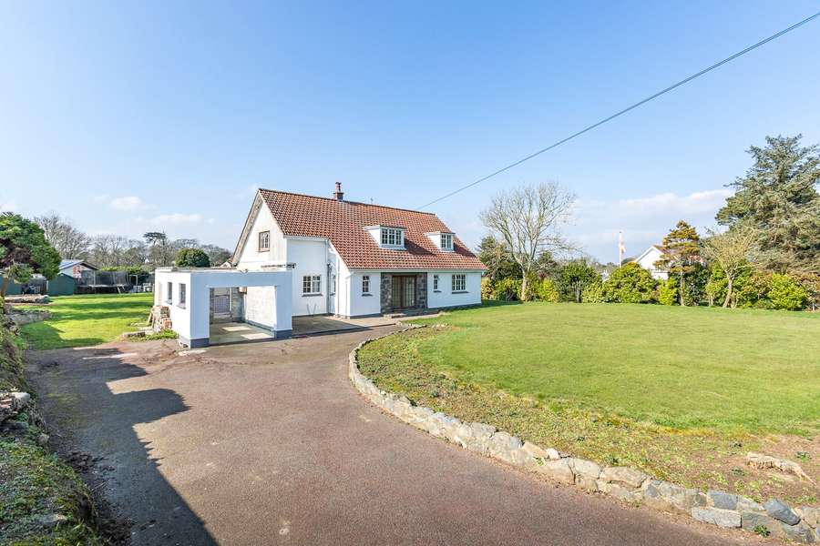 Calais Lodge, Calais Road, St Martin, Guernsey, GY46AP Property for