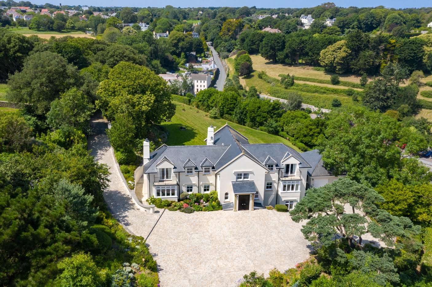 Savills Montville Manor, Montville Drive, Colborne Road, St. Peter