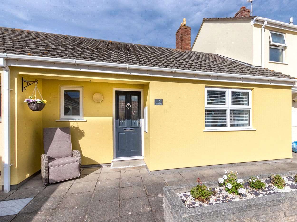 Eidelweiss, 2 Lowlands Court, Lowlands Road, St Sampsons, GY24NZ