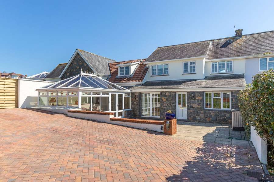 Maranatha, Retot, Castel, GY5 7EF Property for sale Savills