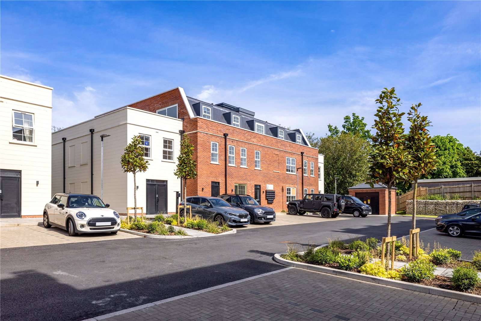 Riverside Gardens, 814 Oatlands Drive, Weybridge, Surrey, KT13 9JL