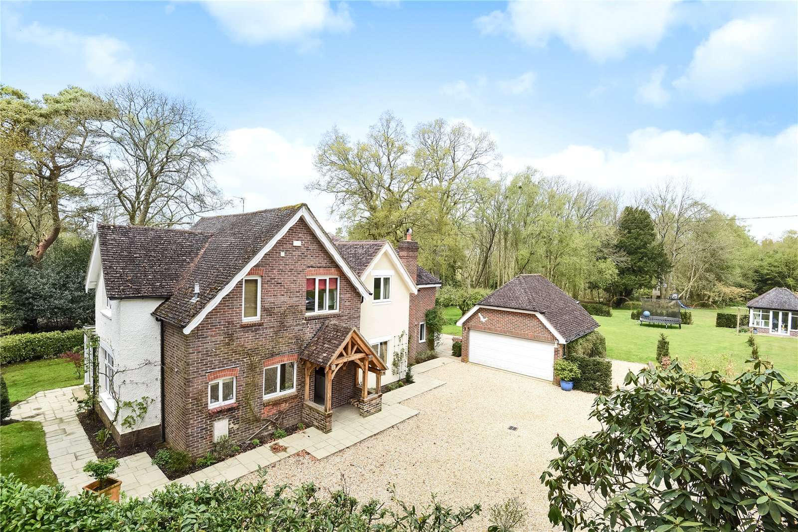Savills Marley Common, Haslemere, Surrey, GU27 3PY Property to rent