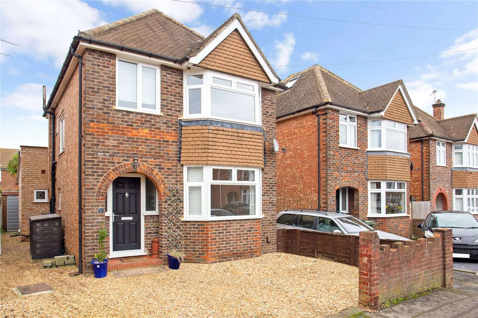 Waltham Avenue, Guildford, Surrey, GU2 9QE Property for sale Savills