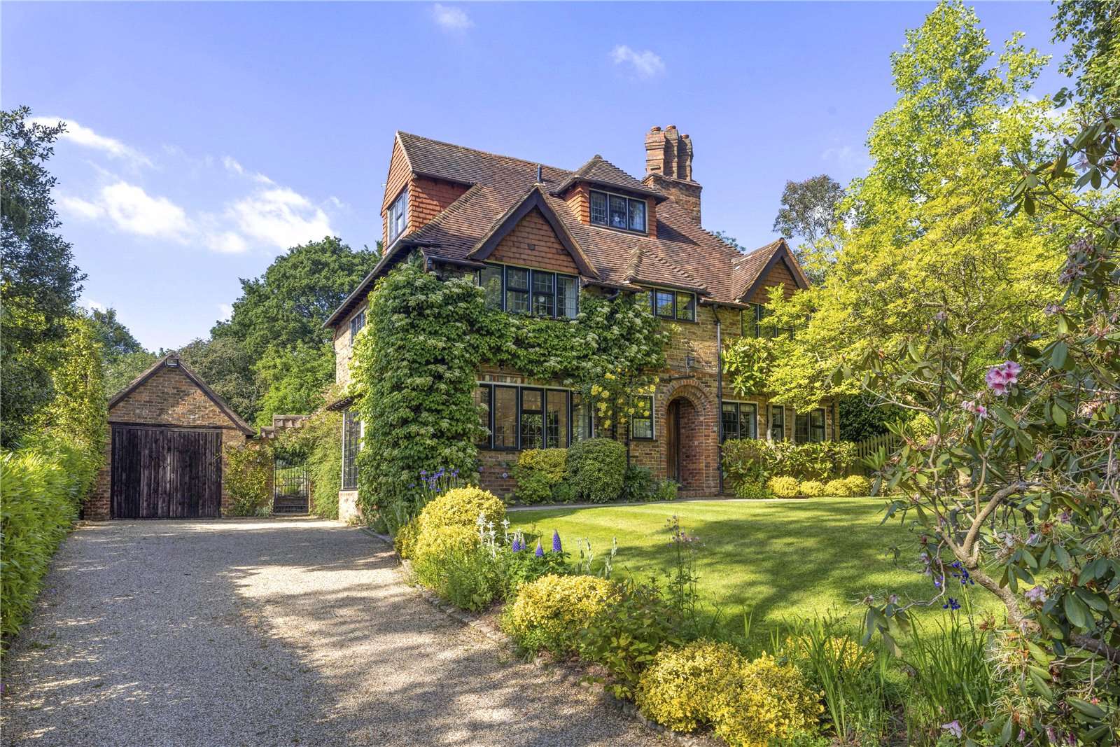 Mellersh Hill Road, Wonersh Park, Guildford, Surrey, GU5 0QJ Property