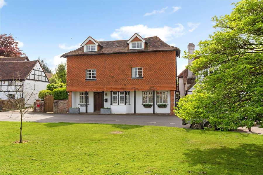The Village, Ewhurst, Cranleigh, Surrey, GU6 7PB Property for sale