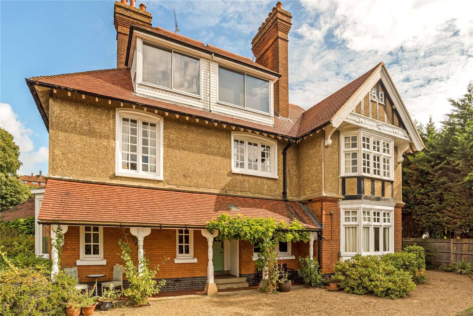 Warwicks Bench Road, Guildford, Surrey, GU1 3TQ Property for sale