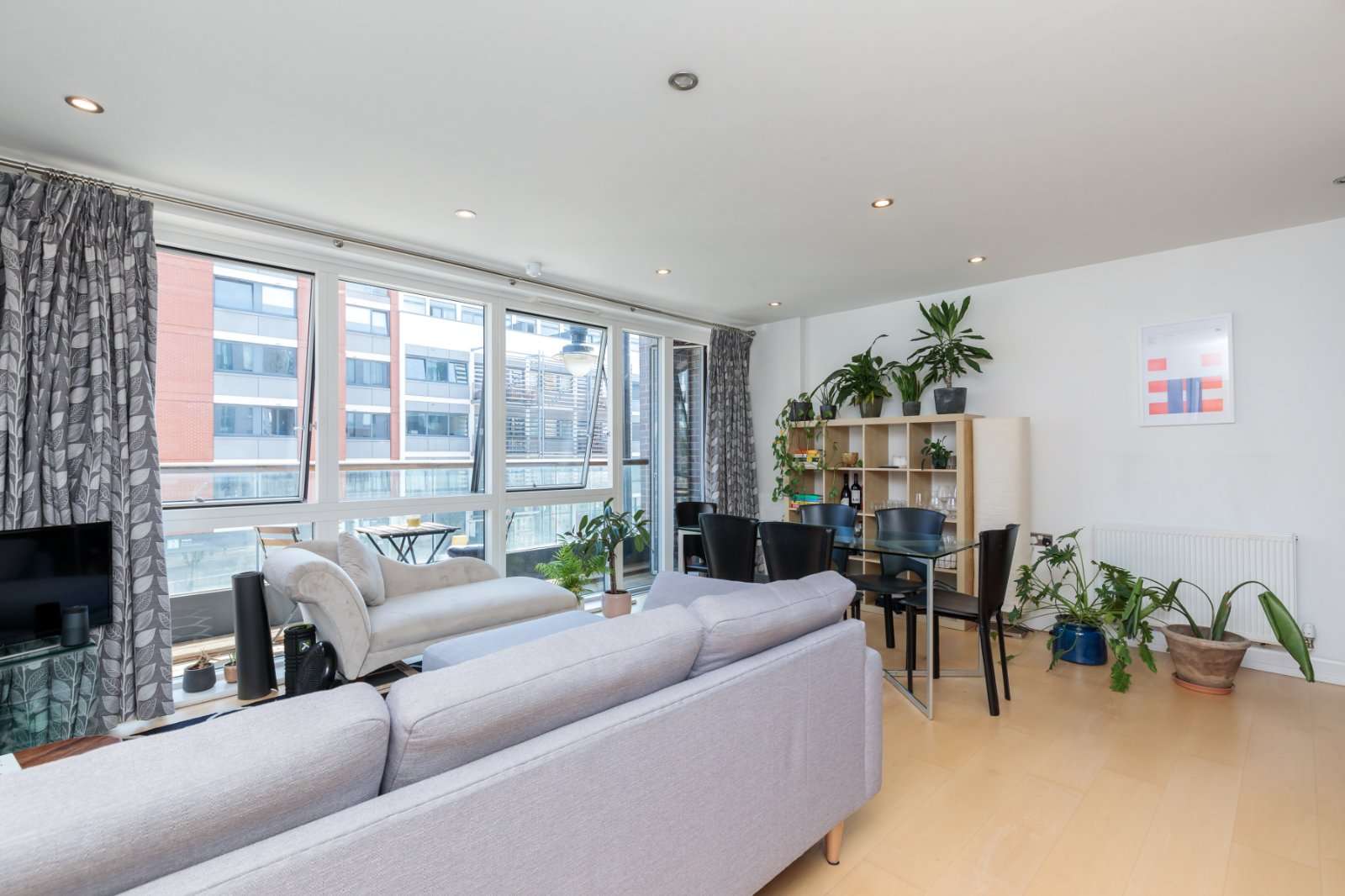 Kingsland Road, Hackney, London, E8 4EG Property to rent Savills