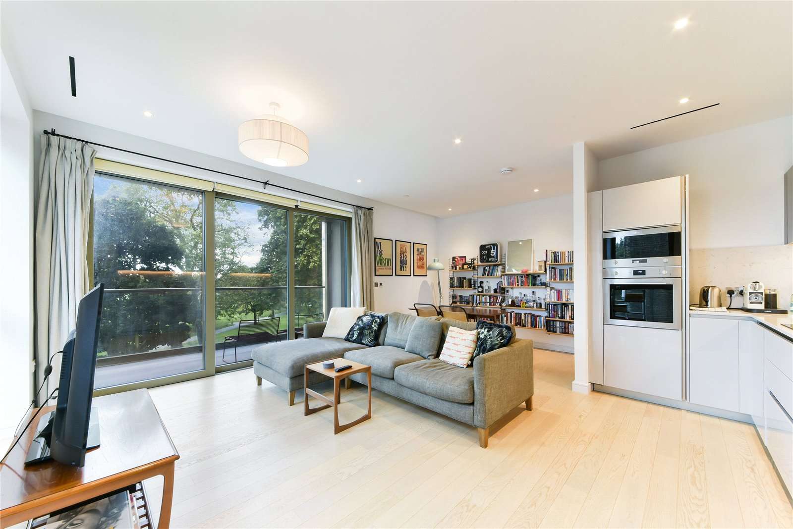 Downs Road, London, E5 8DE Bất động sản để bán Savills