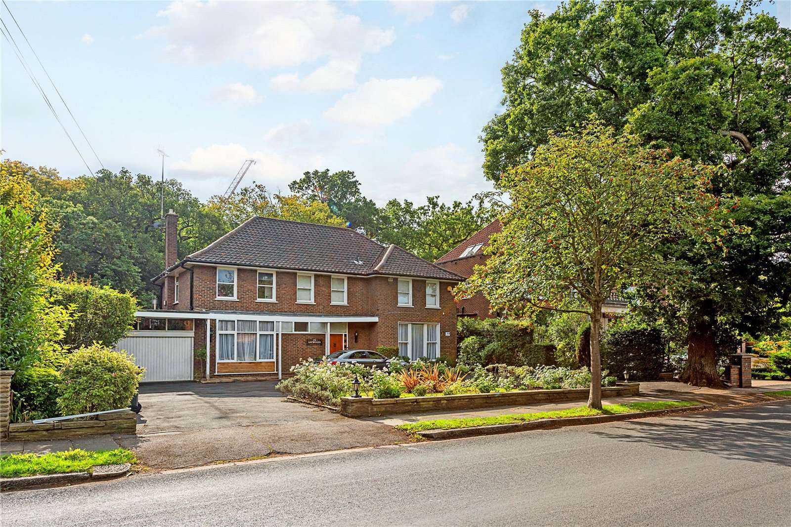 Savills Winnington Road, Hampstead Garden Suburb, London, N2 0TP