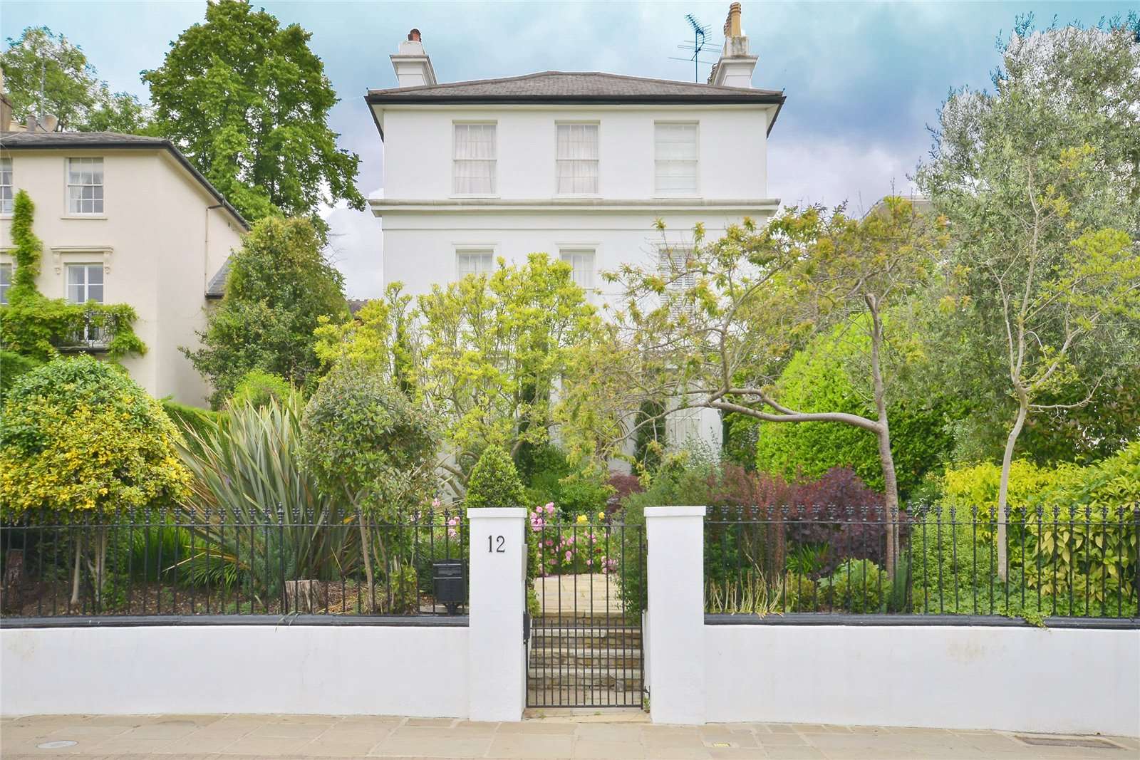 Downshire Hill, Hampstead, London, NW3 1NR Property to rent Savills