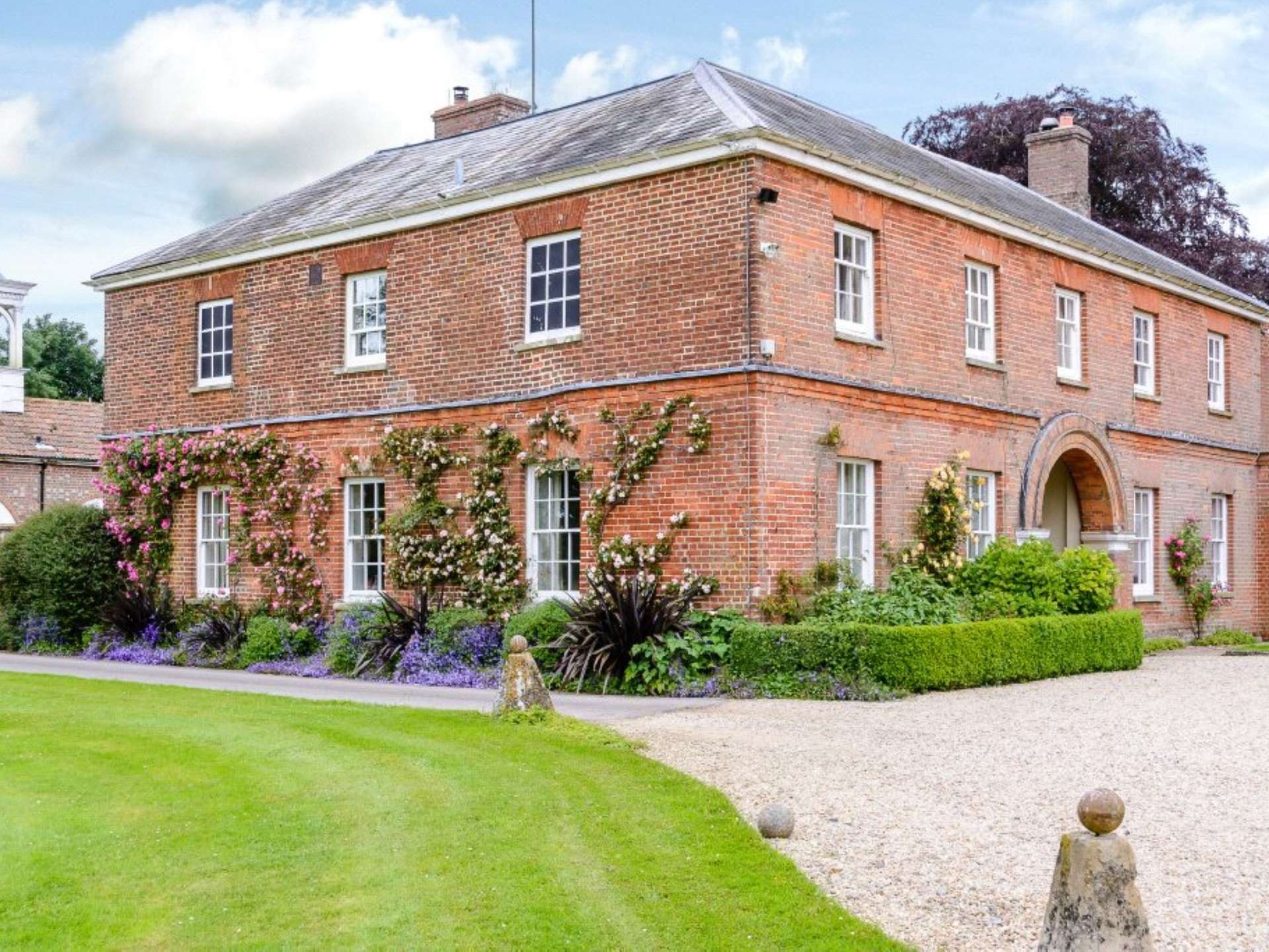 Britwell House, Britwell Salome, Watlington, Oxfordshire, OX49 5LJ คุณสมบัติ ให้เช่า Savills