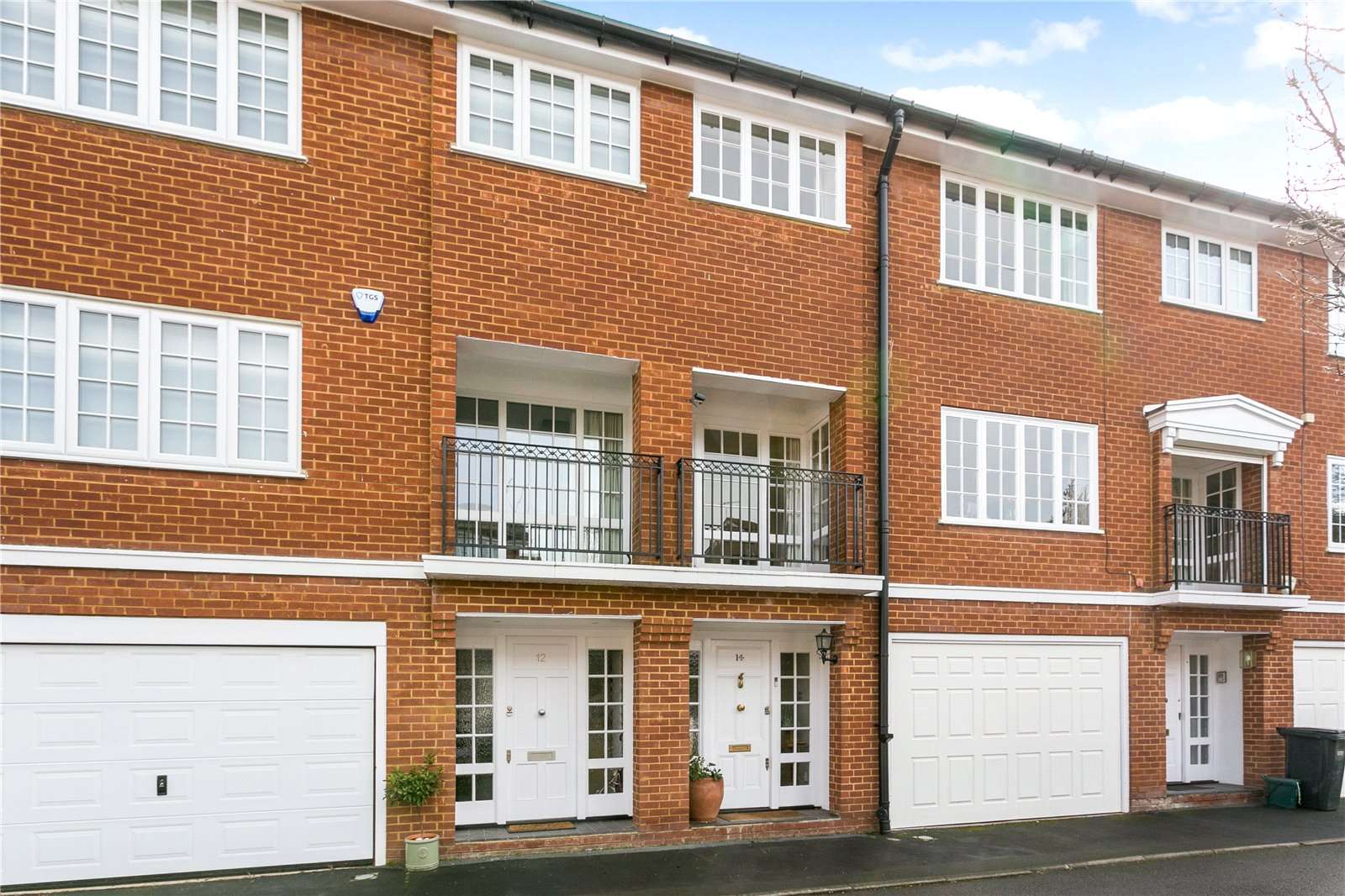 Radnor Close, HenleyonThames, Oxfordshire, RG9 2DA Property for