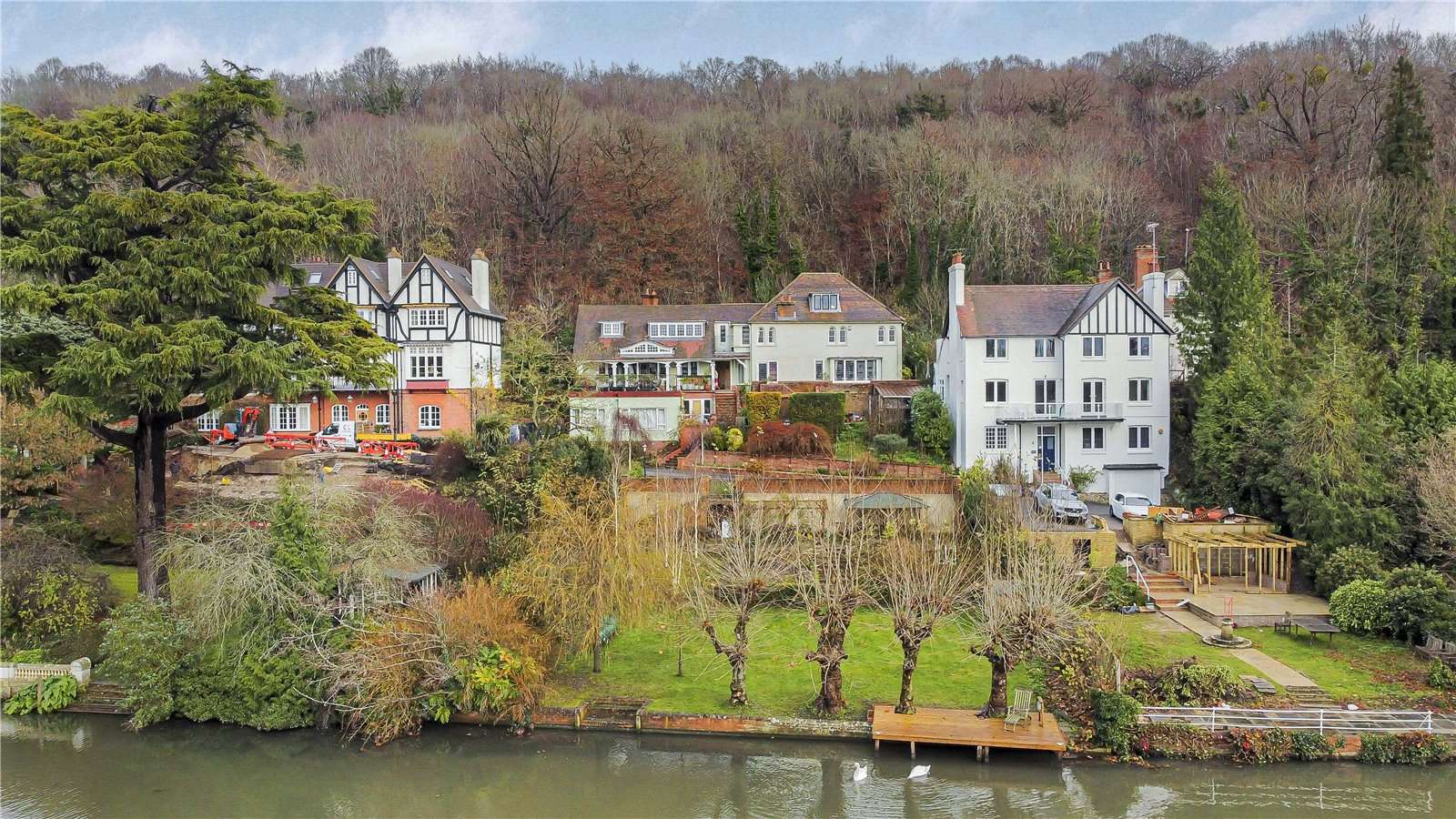 Wargrave Road, HenleyonThames, Oxfordshire, RG9 3HX Property for