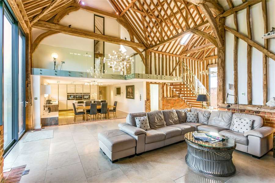 Bath Road, Knowl Hill, Reading, RG10 9UR Property for sale Savills