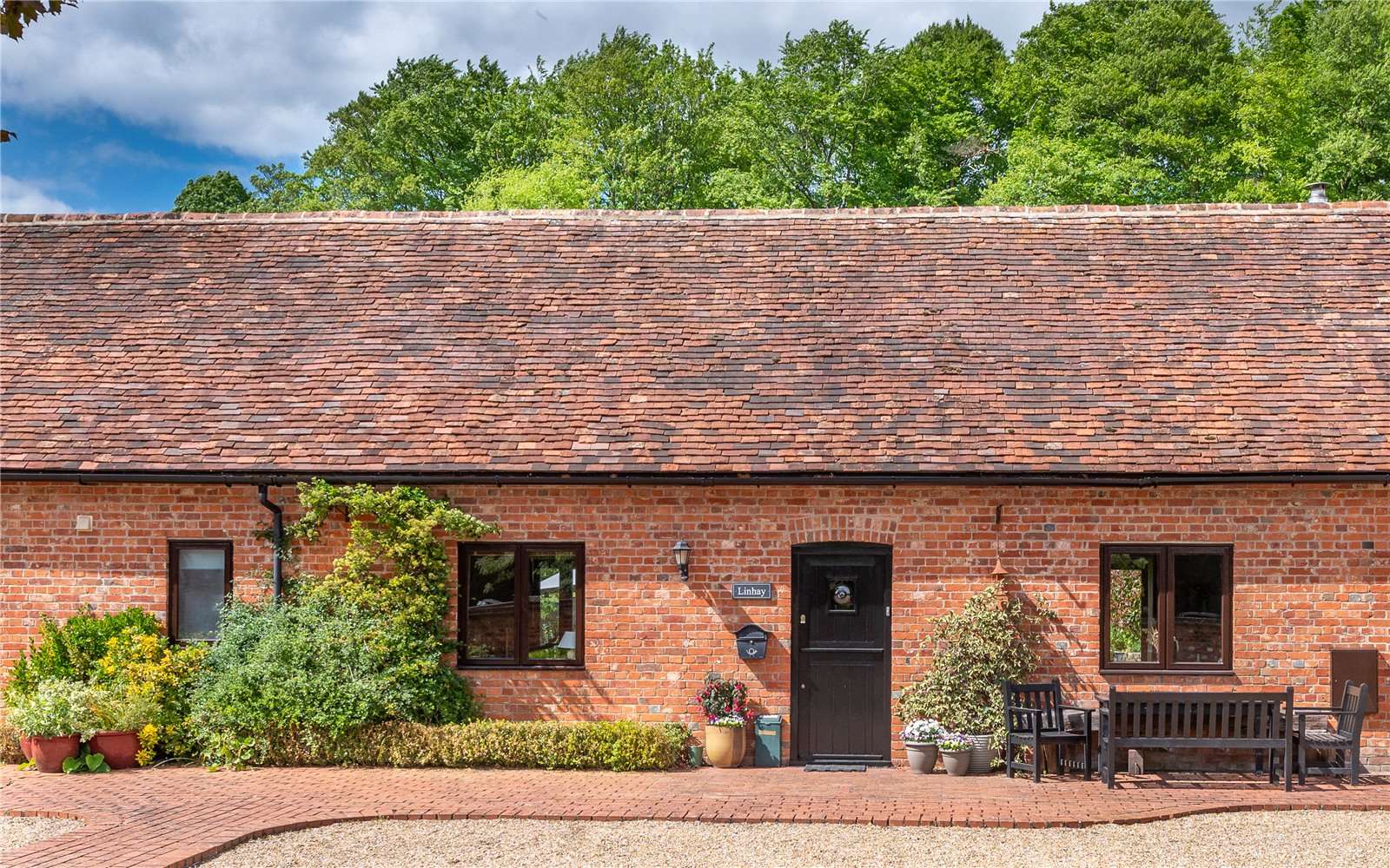 Harpsden, HenleyonThames, Oxfordshire, RG9 4AT Property for sale