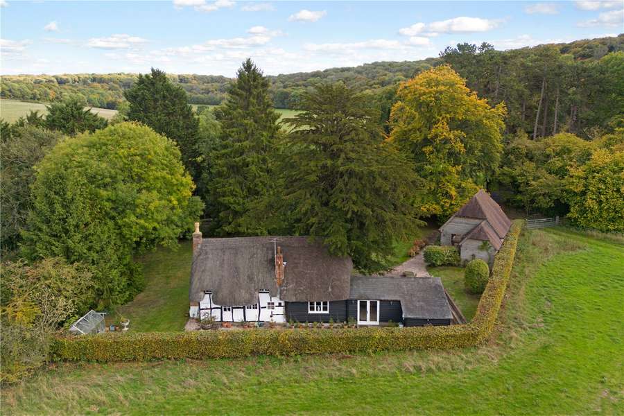 Howe Hill, Watlington, Oxfordshire, OX49 5EZ คุณสมบัติ รอขาย Savills