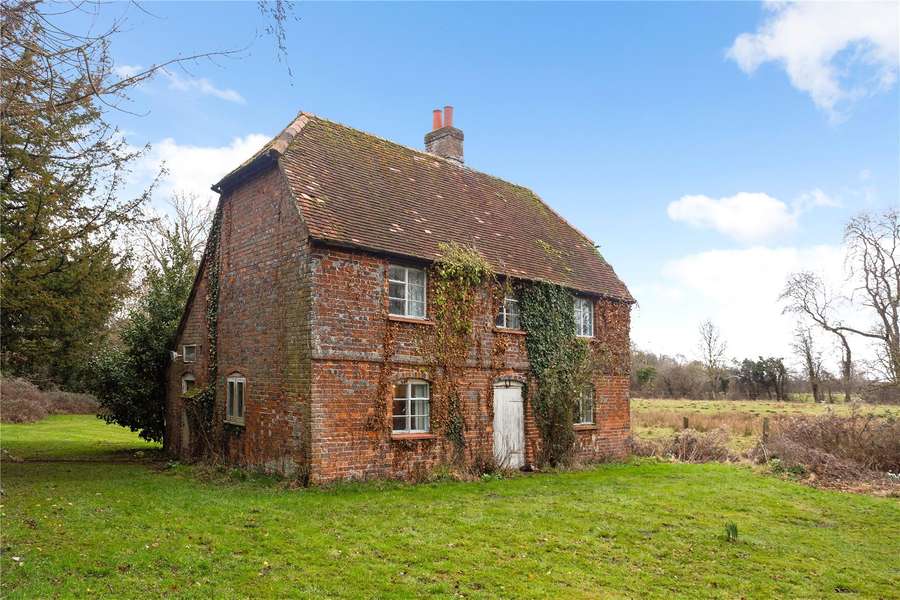 Nethercote Lane, Lewknor, Watlington, Oxfordshire, OX49 5RX Property for sale Savills