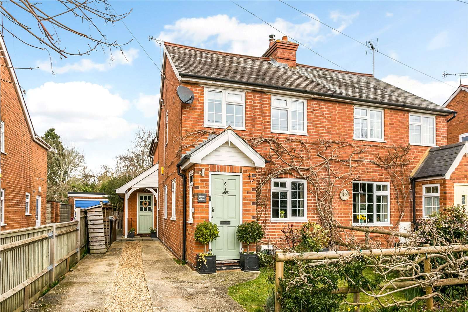 Heathfield Avenue, Binfield Heath, HenleyonThames, Oxfordshire, RG9