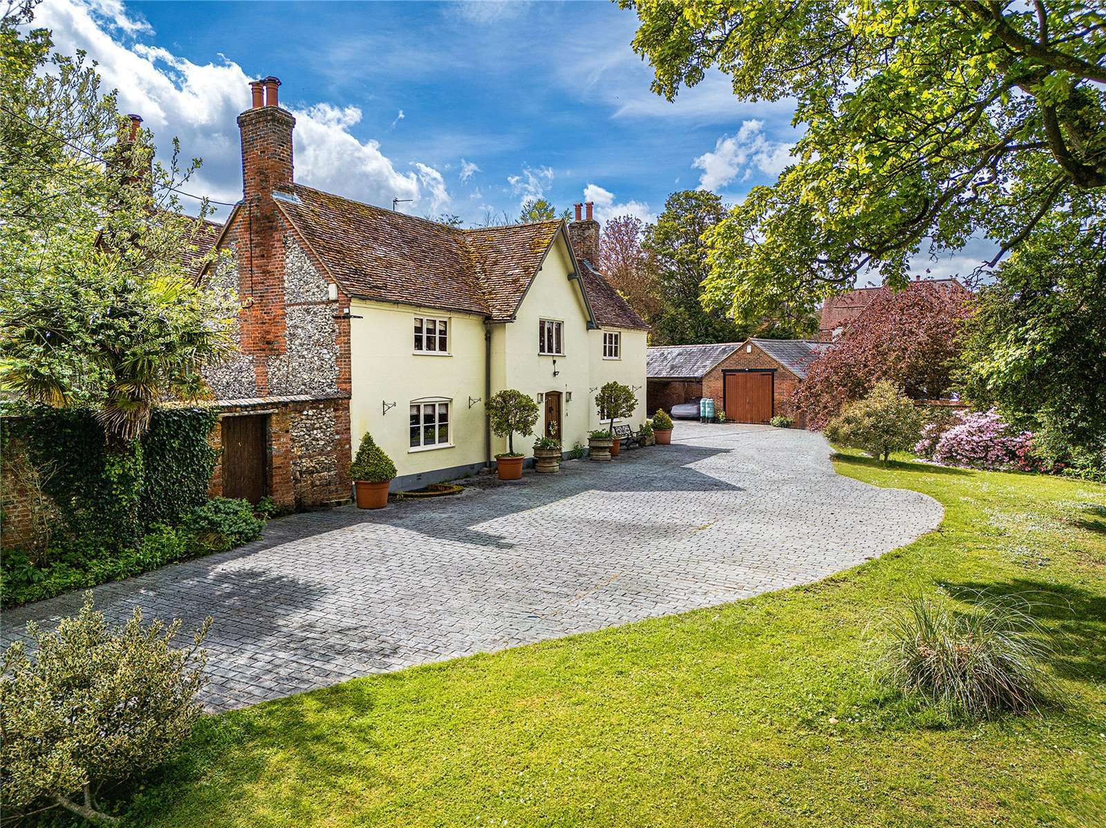 High Street, Lewknor, Watlington, Oxfordshire, OX49 5TN Property for